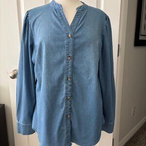 belle by Kim Gravel Chambray Blue Top Size M